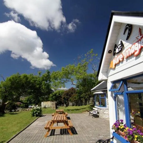 Pure Magic Lodge, hotell sihtkohas Slievemore