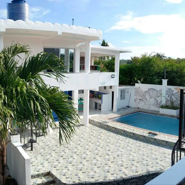 Apartment in Holidays Beach Resort, Hotel in Bolinao