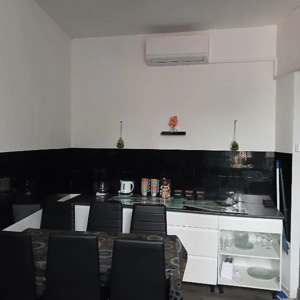 appartement grand T2: Mussidan şehrinde bir otel