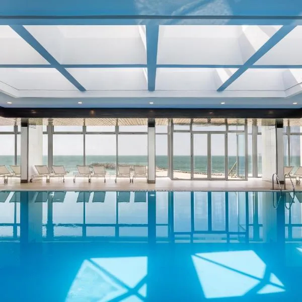 Dorma Praia Golfe – hotel w mieście Espinho