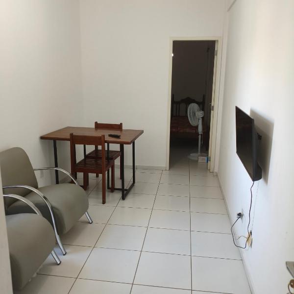 Apt completo no centro com garagem, auto checkin R1
