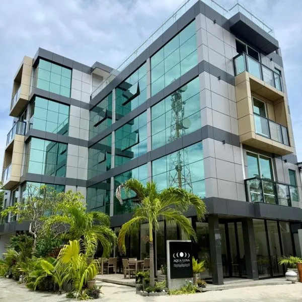 Aqua Luna Dhangethi: Dhangethi şehrinde bir otel