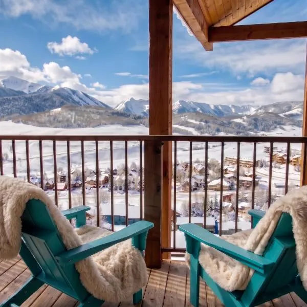 1 Bedroom Suit at Trailhead - Top Floor - Mountain Views, hotel i Crested Butte
