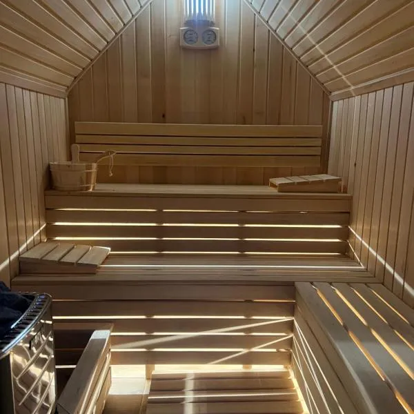 Chalet Highland, hotel a Plužine