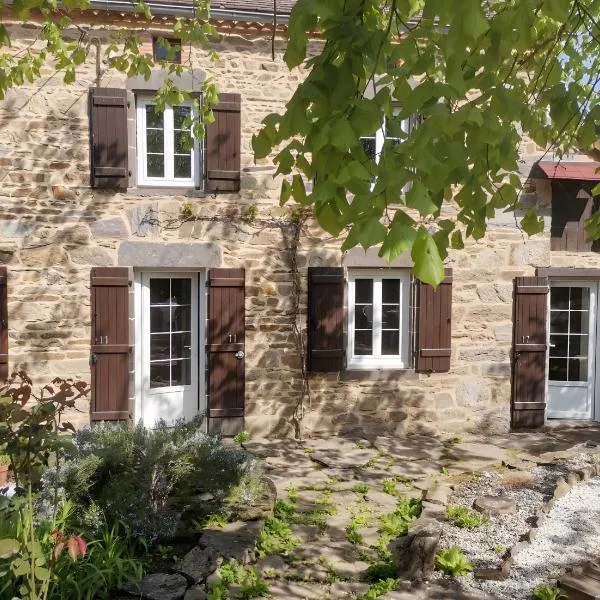 Gîte Côtes De Sioule, hotel en Lisseuil
