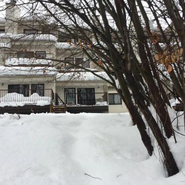 Mountain Edge our Holiday Home, hotel em Kimberley