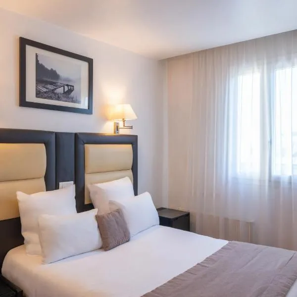 Hotel Cosmotel Marais République Paris, hotel in Parijs