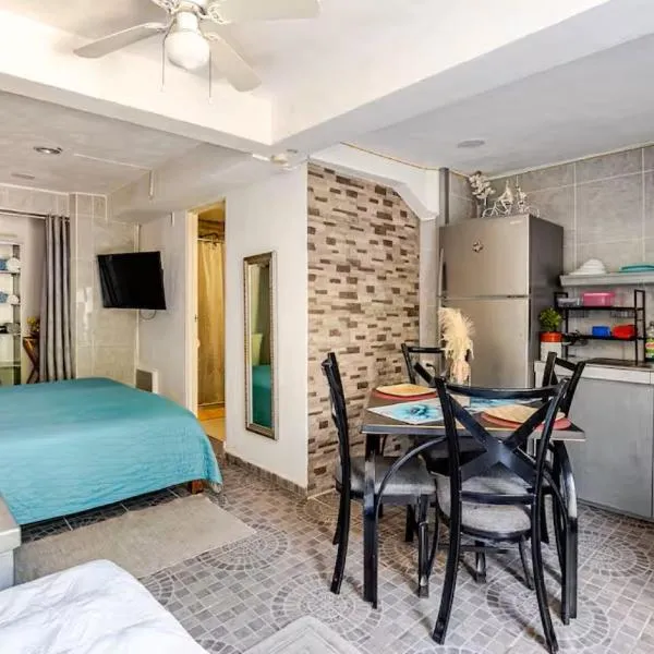 Caribbean apartment in private area, hotel a Cancún