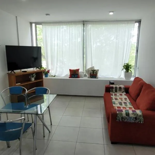Departamento Ventanal!!, ξενοδοχείο σε La Plata