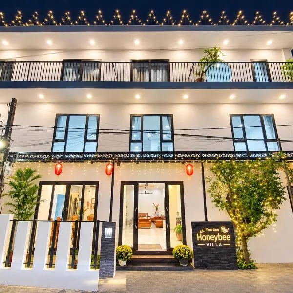 Honeybee Villa – hotel w mieście Văn Lâm