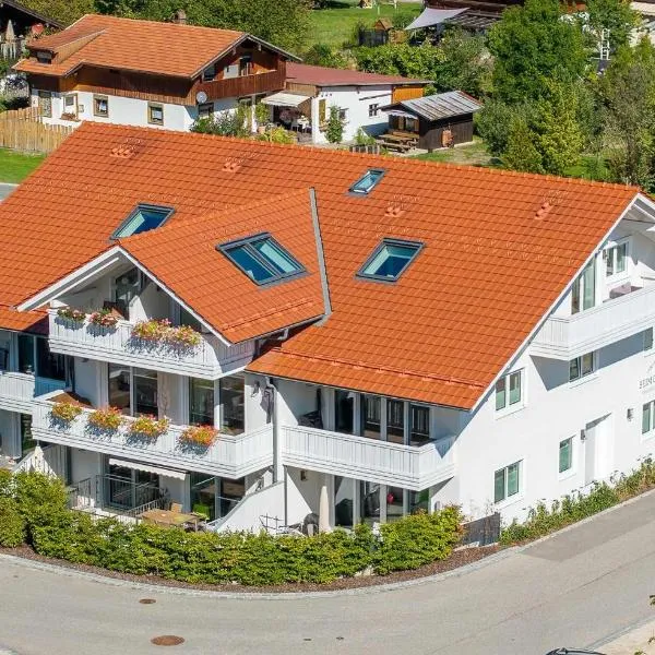 Beim Gruber, hotel en Rottau