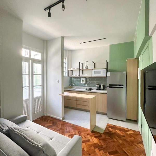 Luxuoso apartamento em Copacabana próximo à praia