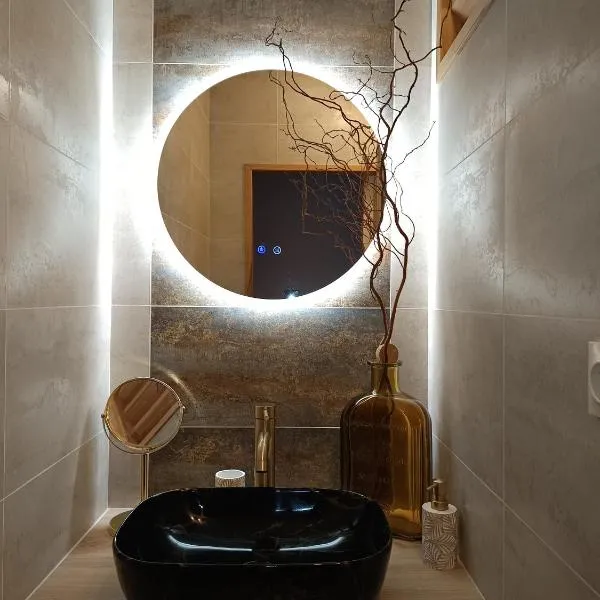 Grand appartement 80 m2 centre ville avec balcon, готель у місті Партене