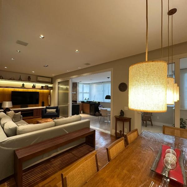 Apartamento 170 m com Varanda Gourmet em Copacabana