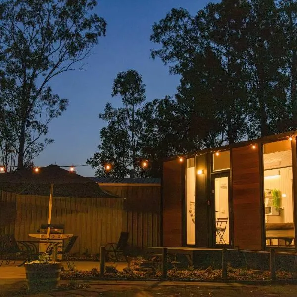 JJJ's Ranch Farm 2 by Tiny Away, hotell i Bucca