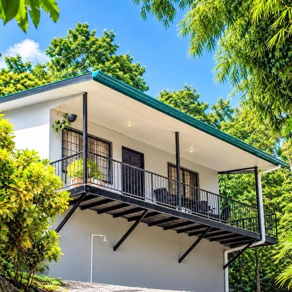 Casa Emma Quepos, hotelli kohteessa Quepos