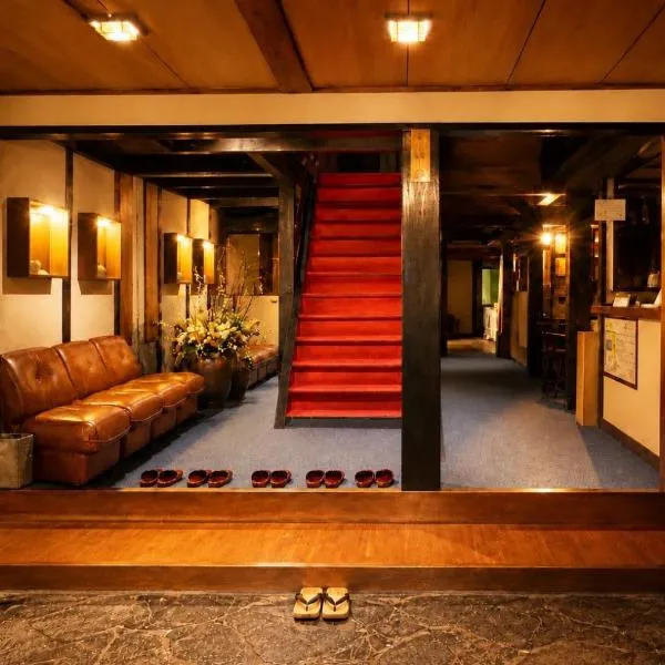 門前屋, hotel i Tokoname