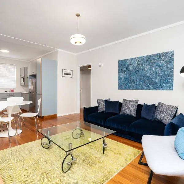 Freshly Renovated 2BR Near Braddon and Mt Ainslie - Hosted by Canstay, hotel Campbell városában