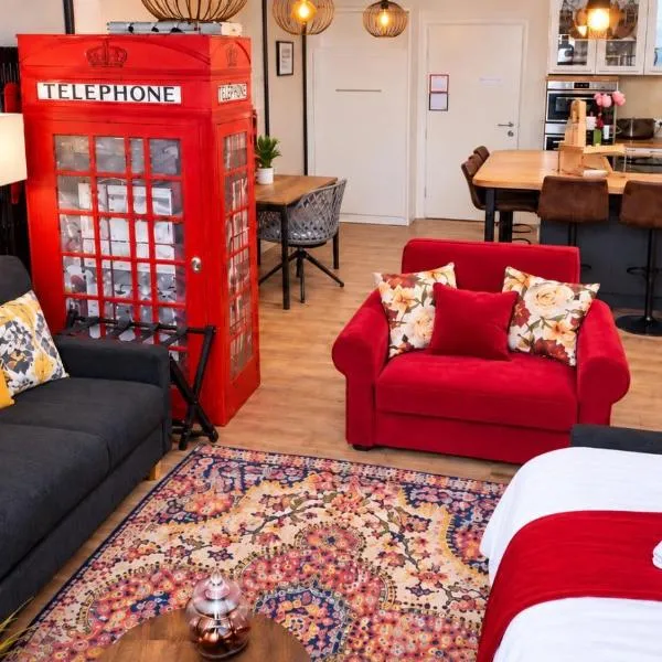 Großes Business Appartement für bis zu 5 Personen-Küche, Terrasse & schnelles WLAN nähe Sindelfingen, hotel v destinaci Aidlingen