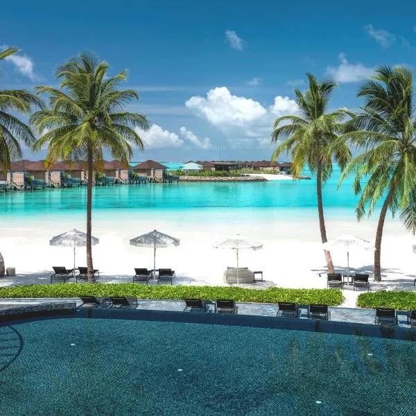 Madifushi Private Island - Free Domestic Flight on Stays of 5 Nights or More, hotel en Meemu Atoll