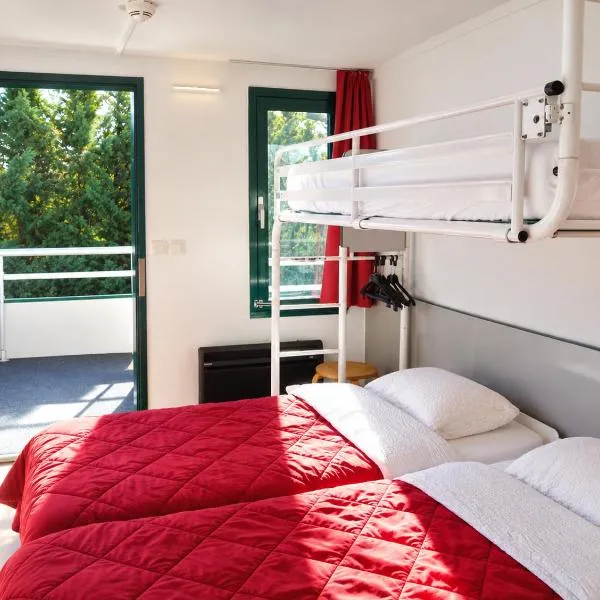 Première Classe Lille Sud Henin Beaumont, khách sạn ở Noyelles-Godault