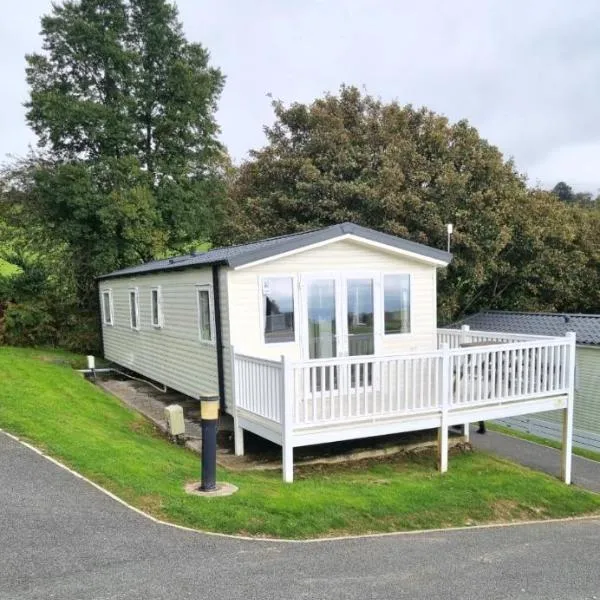 Seaside View Caravan in Polperro, hotel din Looe