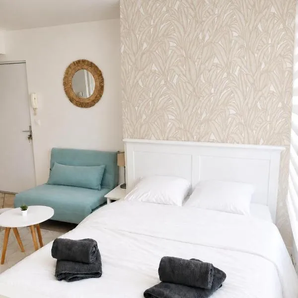 Studio Malo à coté de la plage et des dunes, hotel en Dunkerque