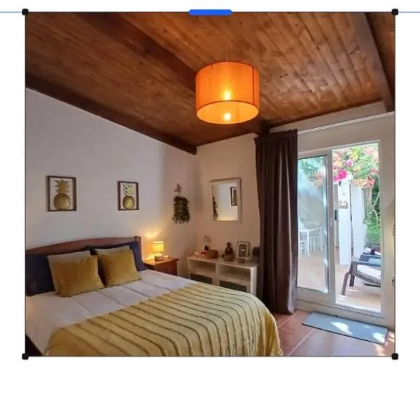 Casa Rustica - Do Pátio Ensolarado & Jardim, hotell sihtkohas Olhão