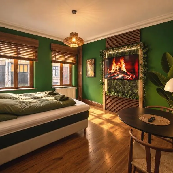 Greenbrook Homes - Jungle Suite, Hotel in Aalborg