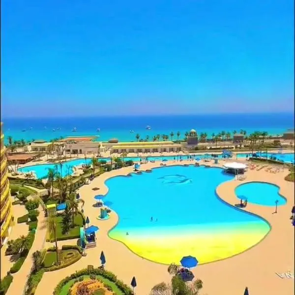 Porto Sokhna pyramids family Sea View, Hotel in Ain Suchna