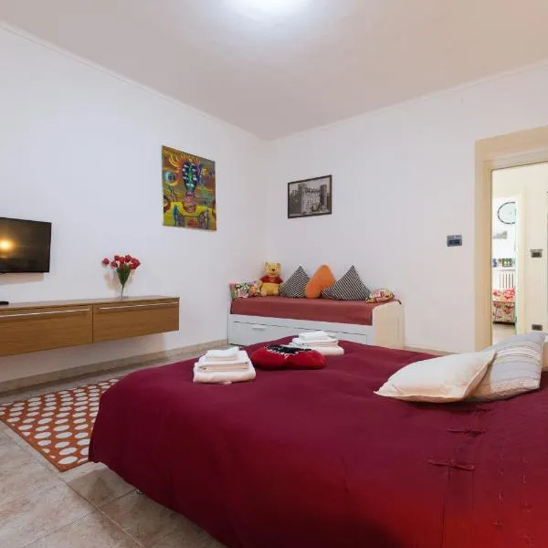 Apartment Silvia, hotel in Turin