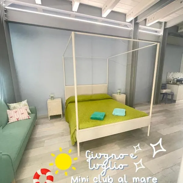 Casa Giulietta - In centro - ombrellone e 2 lettini inclusi, hotel en Porto SantʼElpidio