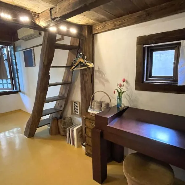 Alleyway 모퉁이, hotel u gradu Jeonju