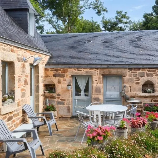 Maison accueillante à Cléden-Cap-Sizun avec jardin clos, hotel i Cléden-Cap-Sizun