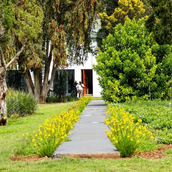 Queenstown에 위치한 호텔 Mnembe Safari Game Reserve