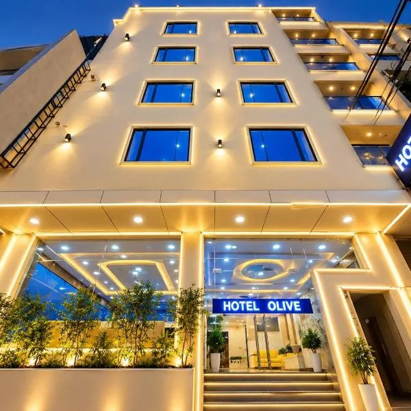DE Olive Aero Suites Near Delhi International Airport, hotell i New Delhi