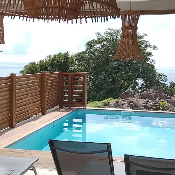 VillaBadlou "Lodge Ti-Kaco Vanille", מלון בטרואה-ריבייר