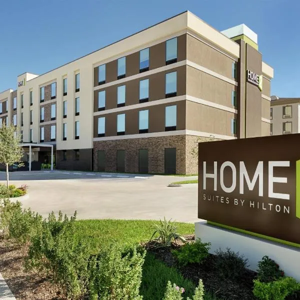 Home2 Suites By Hilton Houston-Pearland, Tx، فندق في بيرلاند