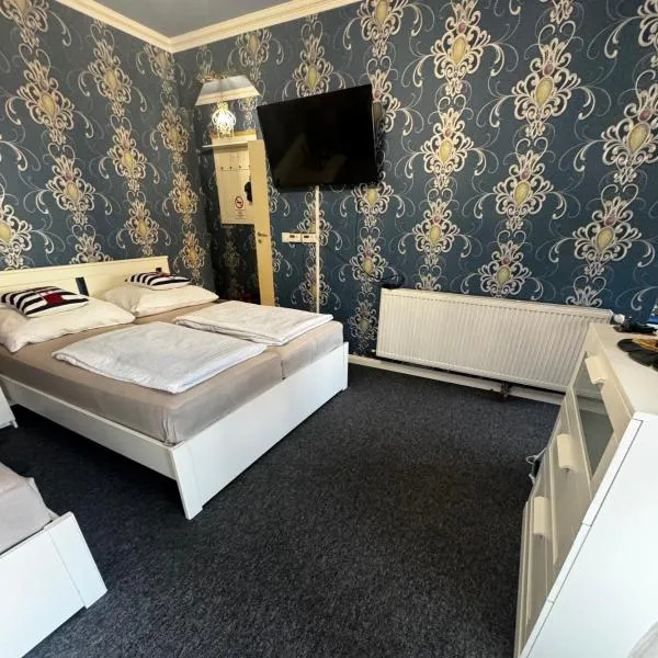 Beli Blue Apartman, hotel in Hajdúszoboszló