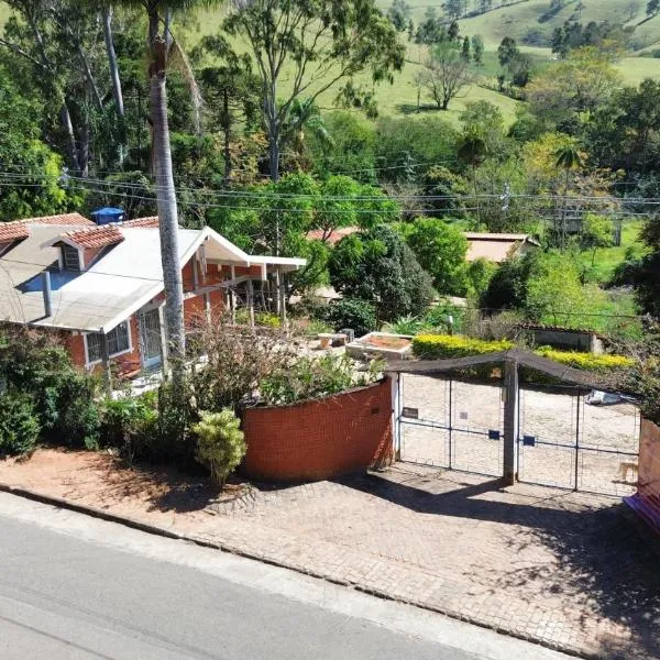 Pousada La na Roça, hotel en Paraisópolis