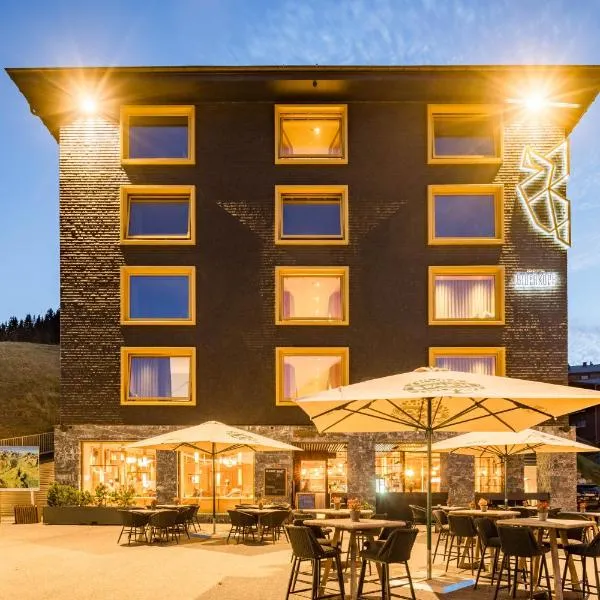 Berghotel Kleiner Biber, hotel v destinácii Warth am Arlberg