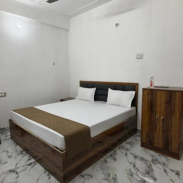 Hotel Maa Vindhyavasini, hotel in Kasia