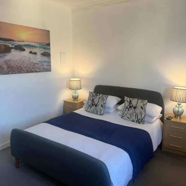Grant Arms Hotel, hotel en Cullen