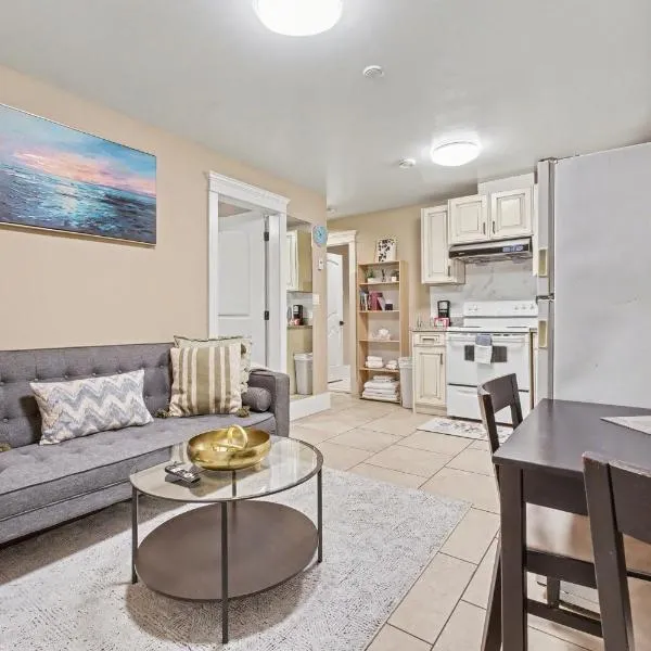 Cozy 1 Bedroom Suite, hotel in Vancouver
