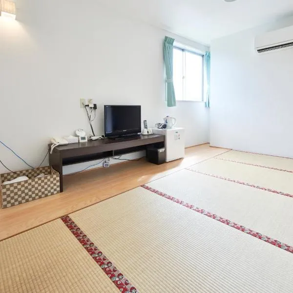 Hotel Select Inn Saitama Moroyama, hotel v destinaci Ogose