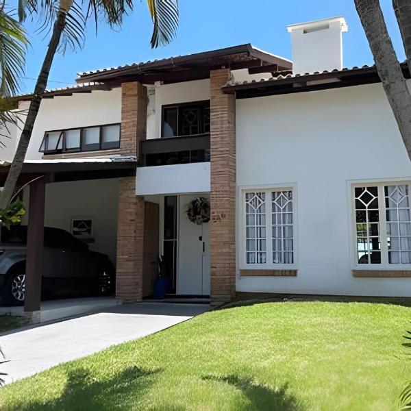 Casa Jurerê Internacional | 6 quartos| piscina | churrasqueira | 300m do mar.