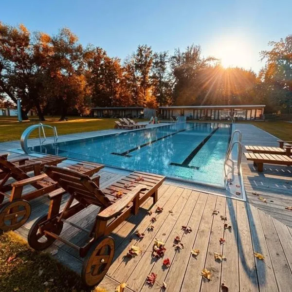 Resort Stromovka: České Budějovice şehrinde bir otel