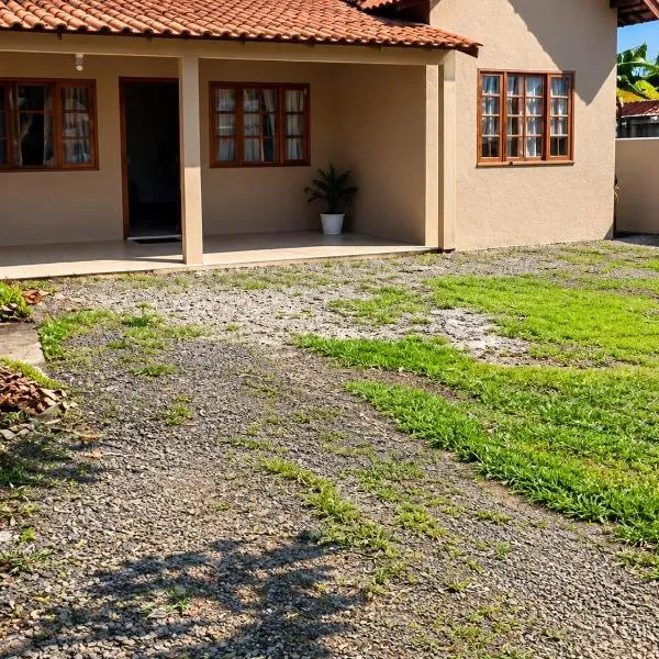 Casa Paz e sossego em Balneário Barra do Sul, hotel em Balneário Barra do Sul