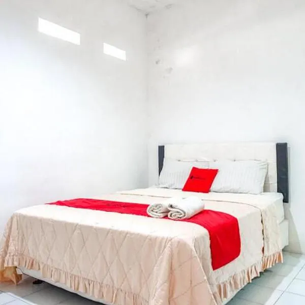 RedDoorz near Eco Green Park Batu, hotel en Batu