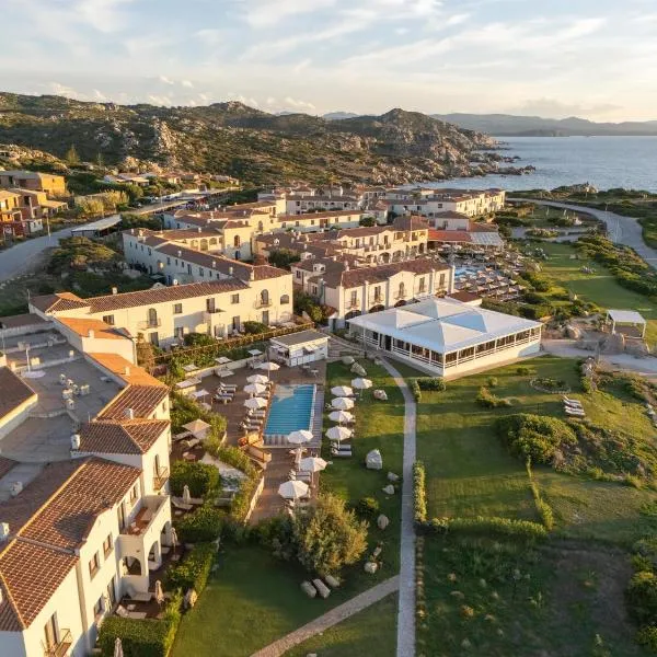 Mangia's Santa Teresa Sardinia, Curio Collection by Hilton, Hotel in Santa Teresa Gallura